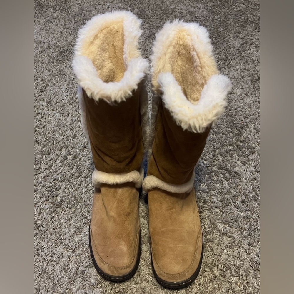 Women's Tan UGG Boots
